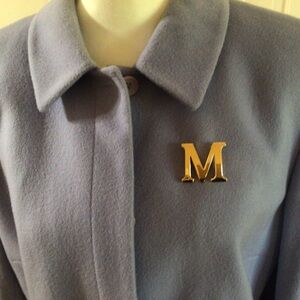 Bundle 2 for $10 Golf Tone M Brooch